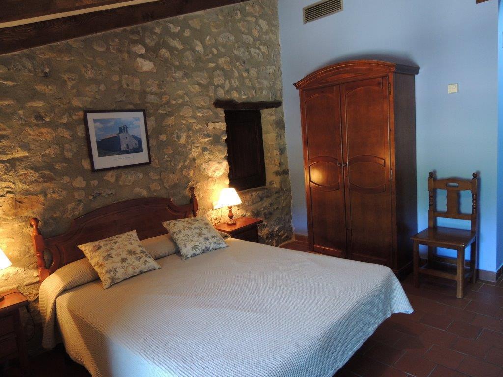 Hostal De La Rovira Oix Eksteriør bilde